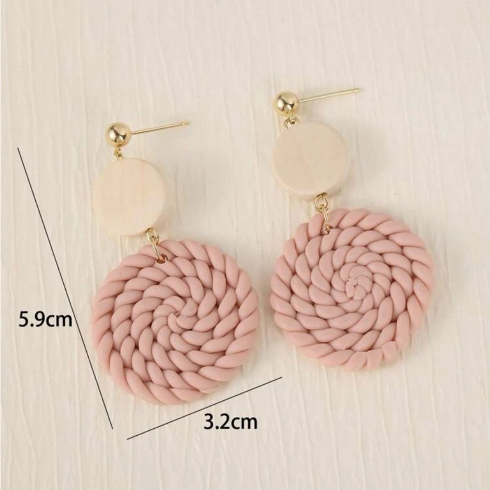 New baby pink drop earrings - Picture 5 of 6